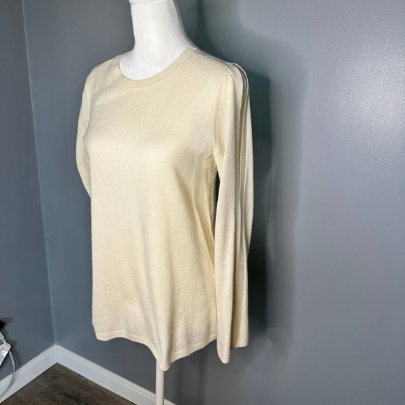 Joie Amalyn Cashmere Blend  Cold Shoulder Sweater Size Small - Picture 4 of 9